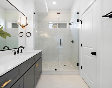 835 Elkhart Street - Photo Thumbnail 25