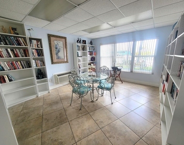 4939 Flormar - Photo Thumbnail 25