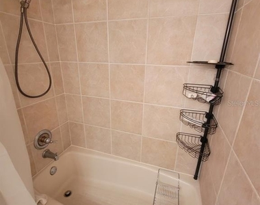 4939 Flormar - Photo Thumbnail 16