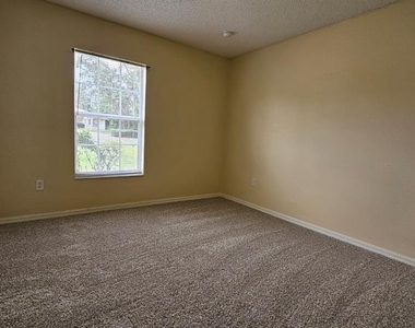 10368 Lansfield Street - Photo Thumbnail 33