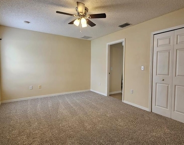 10368 Lansfield Street - Photo Thumbnail 16