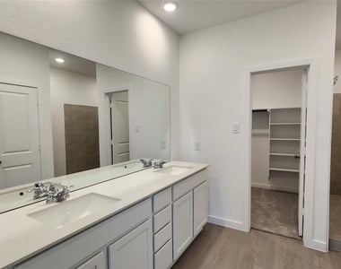 28622 Great Canyon Drive - Photo Thumbnail 13