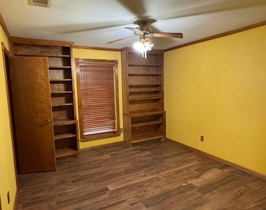 29530 Stockdick Road - Photo Thumbnail 10