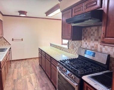 29530 Stockdick Road - Photo Thumbnail 3