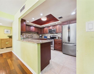 1400 Gulf Boulevard - Photo Thumbnail 8