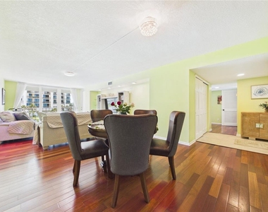 1400 Gulf Boulevard - Photo Thumbnail 10