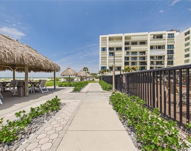 1400 Gulf Boulevard - Photo Thumbnail 40