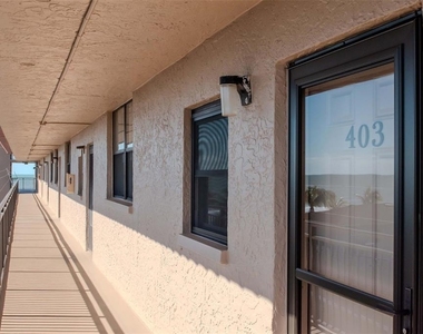 17580 Gulf Boulevard - Photo Thumbnail 1