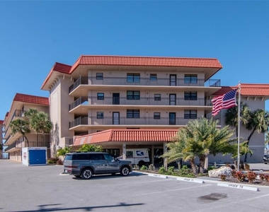 17580 Gulf Boulevard - Photo Thumbnail 29