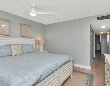 17580 Gulf Boulevard - Photo Thumbnail 17