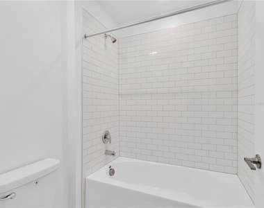 6115 Blue Paloma Court - Photo Thumbnail 28