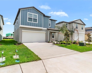 6115 Blue Paloma Court - Photo Thumbnail 3