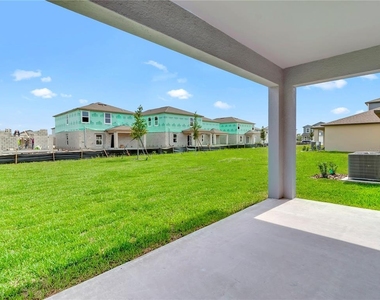 6115 Blue Paloma Court - Photo Thumbnail 16