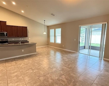 32612 Harmony Oaks Drive - Photo Thumbnail 15