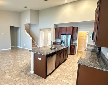 32612 Harmony Oaks Drive - Photo Thumbnail 12