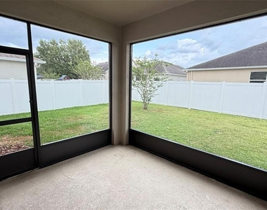 32612 Harmony Oaks Drive - Photo Thumbnail 5