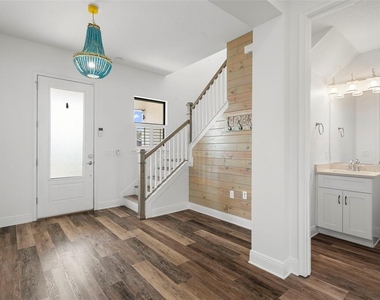 6209 S 3rd Street - Photo Thumbnail 9