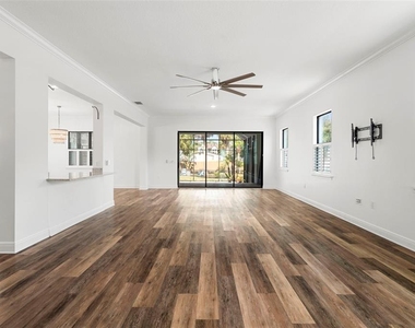 6209 S 3rd Street - Photo Thumbnail 12