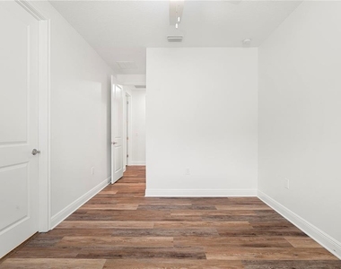 6209 S 3rd Street - Photo Thumbnail 68