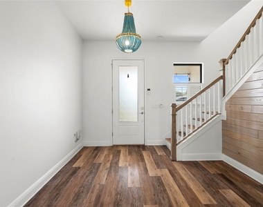 6209 S 3rd Street - Photo Thumbnail 7