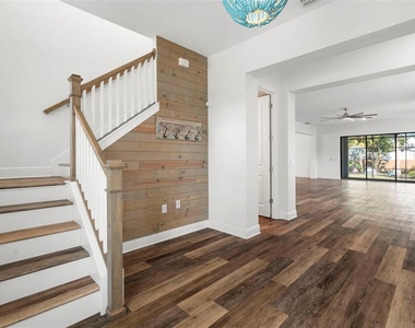 6209 S 3rd Street - Photo Thumbnail 6