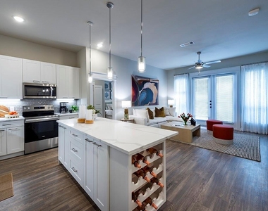 125 Prairie Parkway - Photo Thumbnail 8