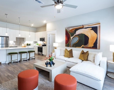 125 Prairie Parkway - Photo Thumbnail 12