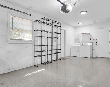 2610 E Lake Avenue - Photo Thumbnail 28
