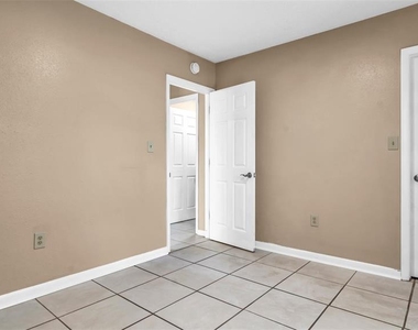 2610 E Lake Avenue - Photo Thumbnail 26