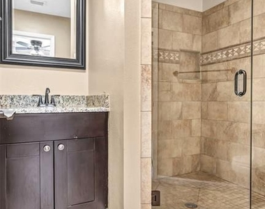 2610 E Lake Avenue - Photo Thumbnail 18
