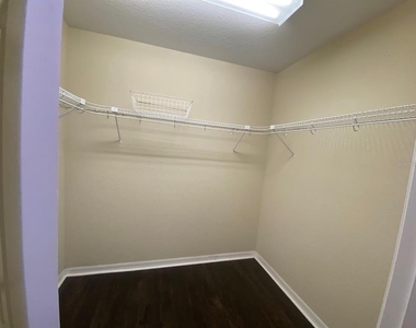 16125 Churchview Drive - Photo Thumbnail 27