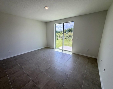 1483 Brekey Way - Photo Thumbnail 4