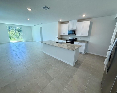 1483 Brekey Way - Photo Thumbnail 2