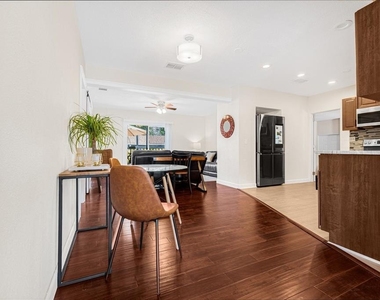 3301 9th Avenue N - Photo Thumbnail 3