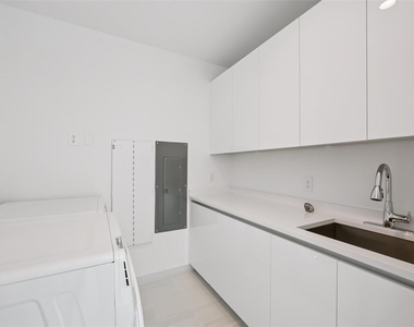 400 Central Avenue - Photo Thumbnail 24