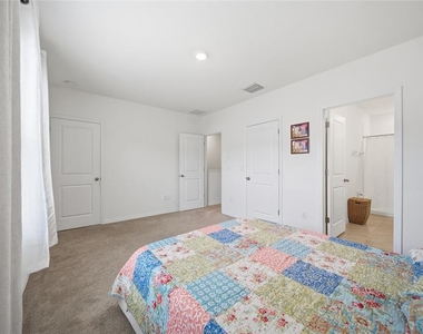 1340 Colt Creek Place - Photo Thumbnail 18