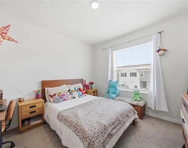 1340 Colt Creek Place - Photo Thumbnail 25