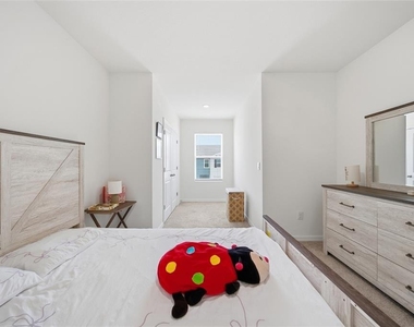 1340 Colt Creek Place - Photo Thumbnail 30