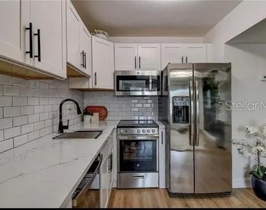 2500 Harn Blvd - Photo Thumbnail 1