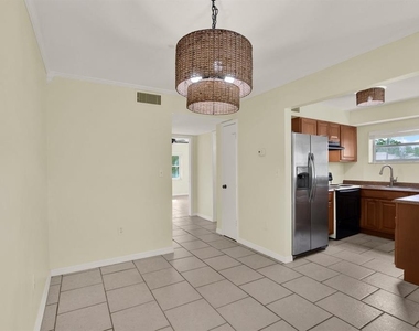 6360 1st Street N - Photo Thumbnail 11