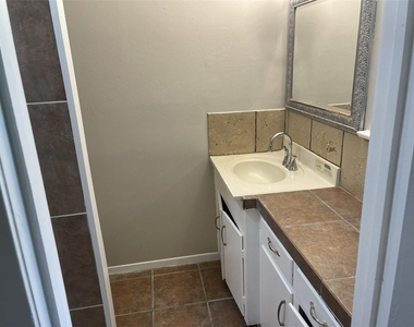 8915 Reamer Street - Photo Thumbnail 7