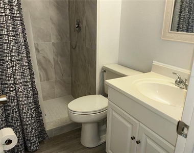 2207 Belleair Road - Photo Thumbnail 9