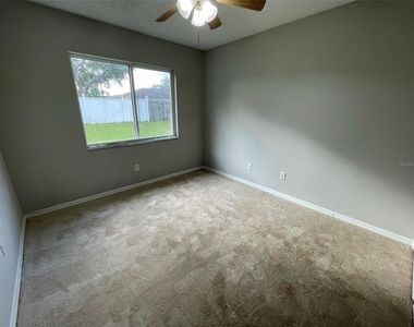 12115 Feldwood Creek Lane - Photo Thumbnail 16