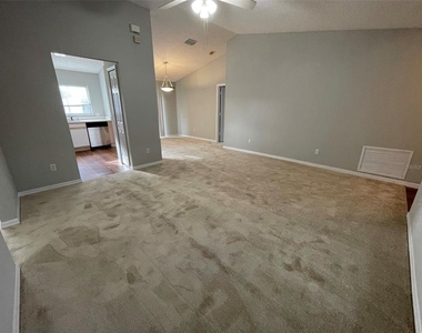 12115 Feldwood Creek Lane - Photo Thumbnail 3