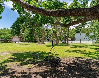3628 S Renellie Drive - Photo Thumbnail 35