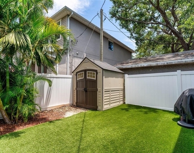 3628 S Renellie Drive - Photo Thumbnail 28