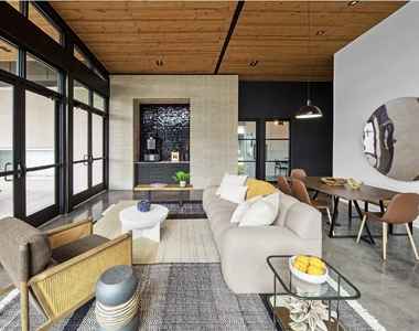 10421 Deerwood Road - Photo Thumbnail 13
