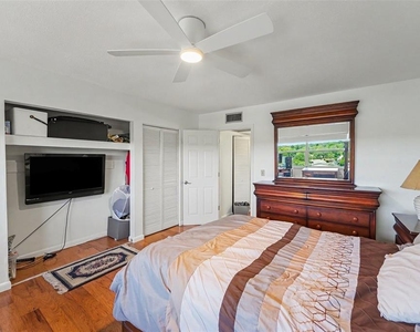 1235 S Highland Avenue - Photo Thumbnail 15