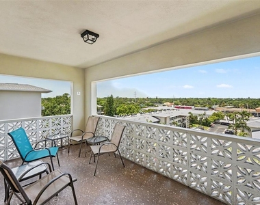1235 S Highland Avenue - Photo Thumbnail 22