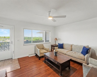 1235 S Highland Avenue - Photo Thumbnail 6